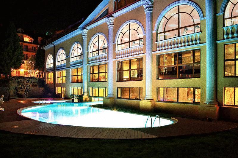Royal Medical Cezar Truskavets Exterior foto