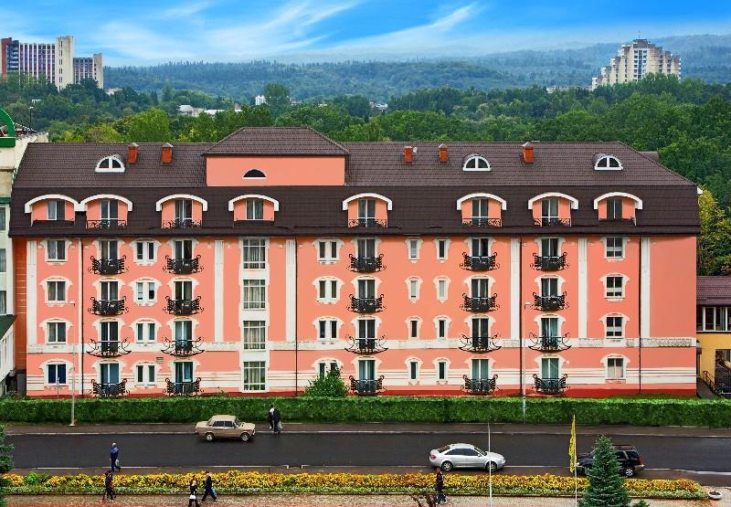 Royal Medical Cezar Truskavets Exterior foto